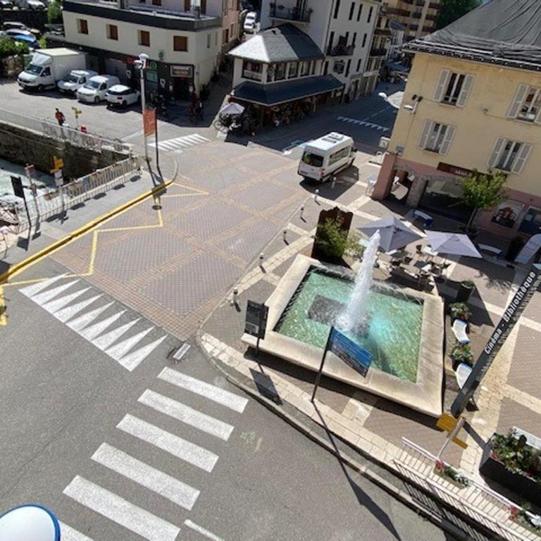 Appartement rénové 5 pers, centre-ville, parking, animaux - Appartement 1 Chambre - 12