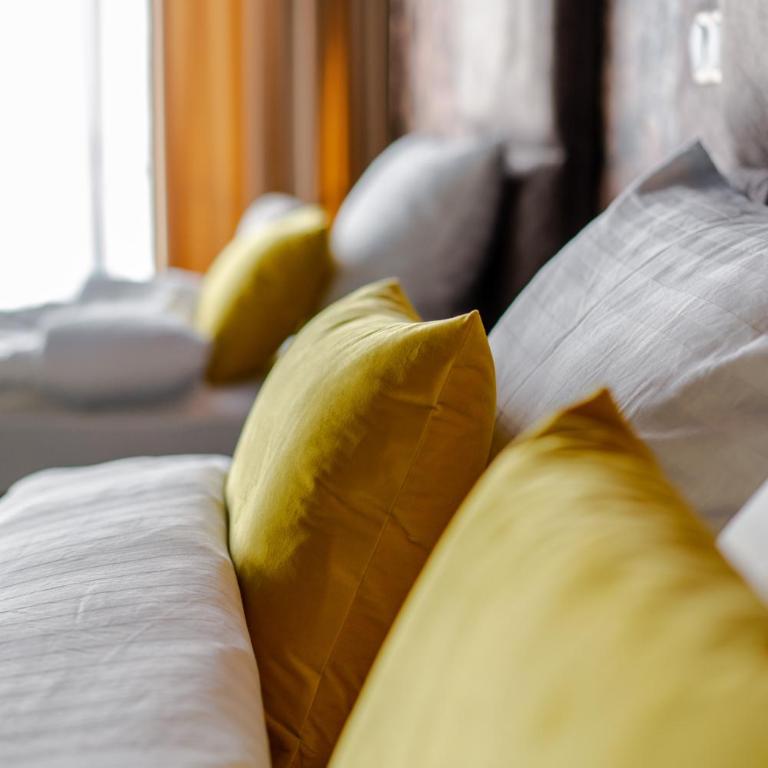 HOTEL LOBBY - Deluks Trokrevetna Soba - 3