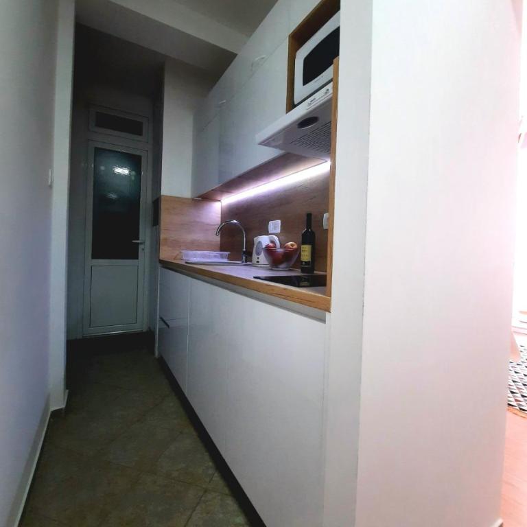 Acacia apartmani Sutomore - Apartman sa Pogledom na More - 19