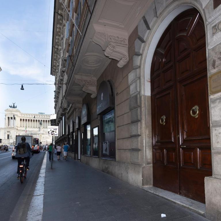 Venezia Square Apartment - Two-Bedroom Apartment - 15