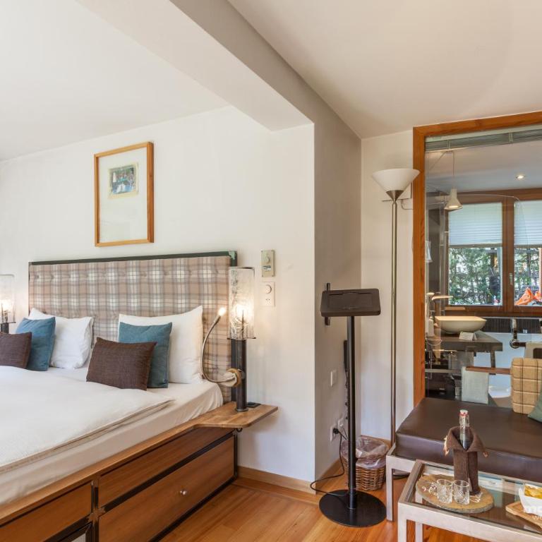 Suitenhotel Zurbriggen - Doppelzimmer mit Blick auf das Matterhorn - 6