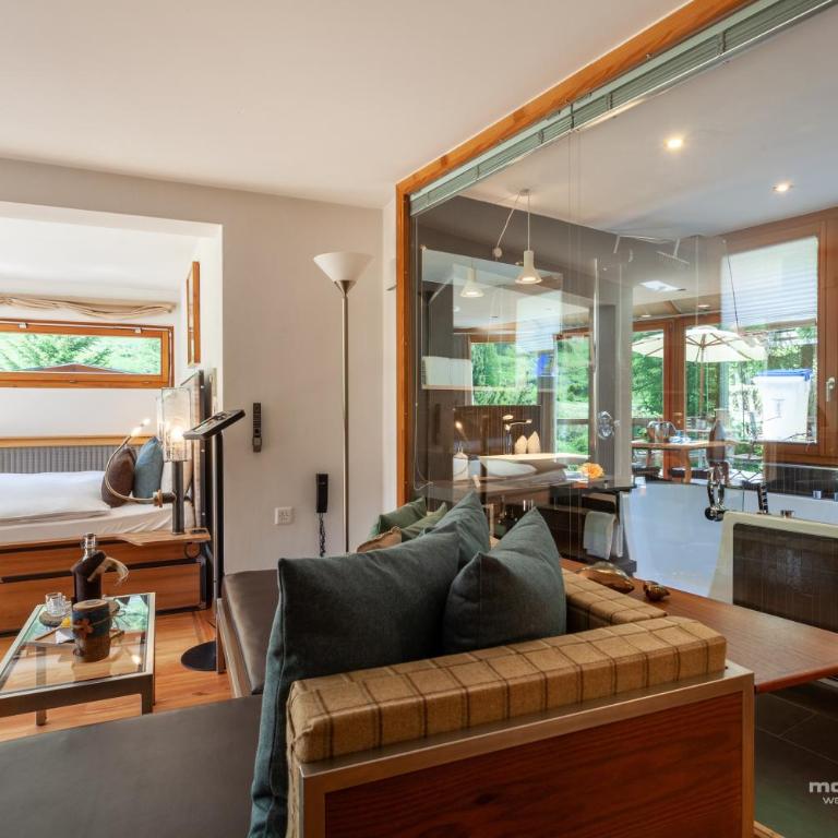 Suitenhotel Zurbriggen - Doppelzimmer mit Blick auf das Matterhorn - 5
