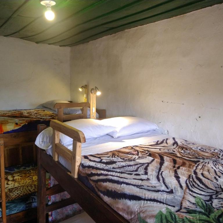 Hostal La Casa De Lili - Habitación Doble con baño compartido - 2 camas - 6