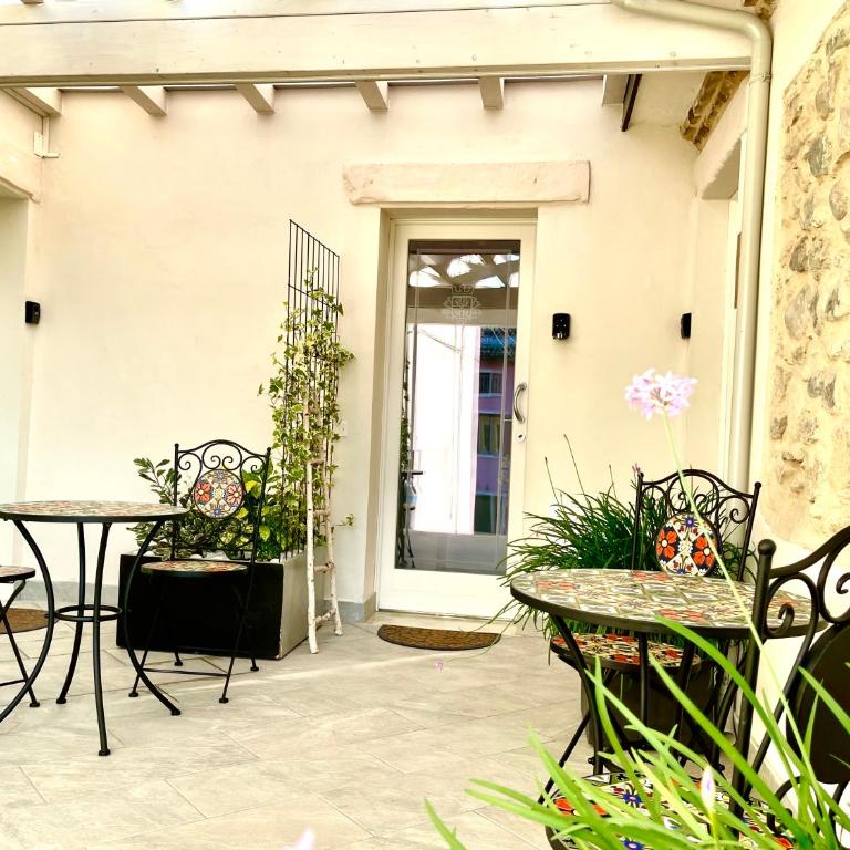 Dimora di Charme Rooms & Apartments - Suite with Spa Access - 3