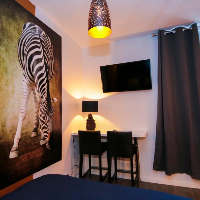 Le Zèbre, T1 hypercentre chic et cosy, Wifi par SOVALFI - Apartment mit 1 Schlafzimmer - 12