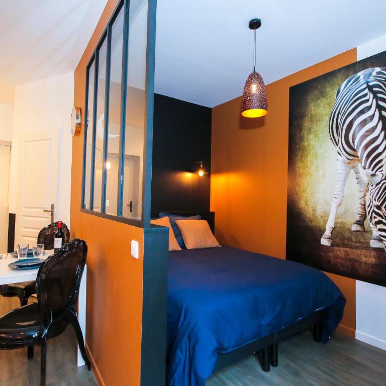 Le Zèbre, T1 hypercentre chic et cosy, Wifi par SOVALFI - Apartment mit 1 Schlafzimmer - 1