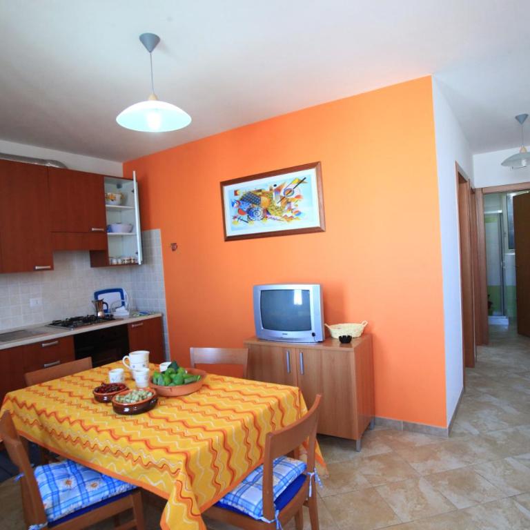 Salento Cecilia - solo settimane intere da sabato a sabato - Appartamento con 2 Camere da Letto e Patio - 3