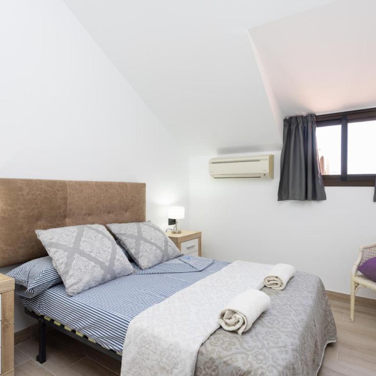 Exclusive Attic Las Vistas 3 with breathtaking sea view, only 100 m to the sea, heated pool, aircon, wifi - Apartamento con vistas al mar - 13