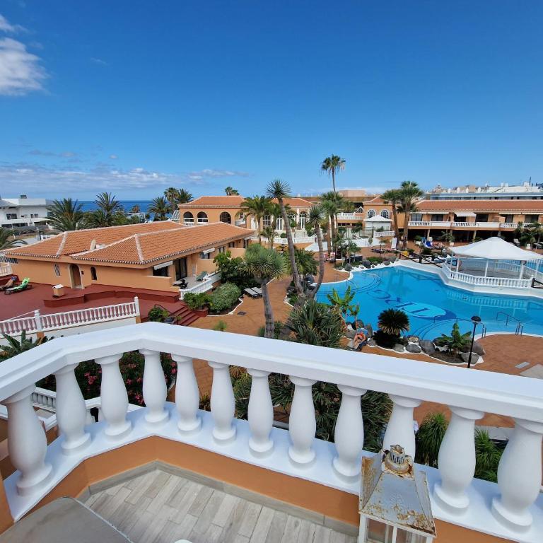 Exclusive Attic Las Vistas 3 with breathtaking sea view, only 100 m to the sea, heated pool, aircon, wifi - Apartamento con vistas al mar - 2