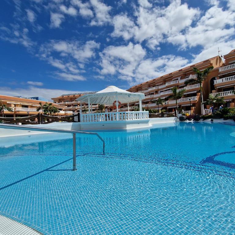Exclusive Attic Las Vistas 3 with breathtaking sea view, only 100 m to the sea, heated pool, aircon, wifi - Apartamento con vistas al mar - 39