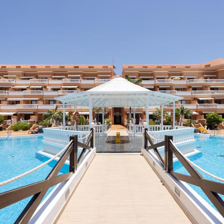 Exclusive Attic Las Vistas 3 with breathtaking sea view, only 100 m to the sea, heated pool, aircon, wifi - Apartamento con vistas al mar - 48