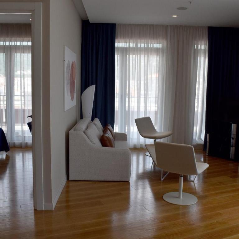 Hotel TQ Plaza - Superior Apartman tipa "Suite" sa Terasom i Pogledom na More - 9