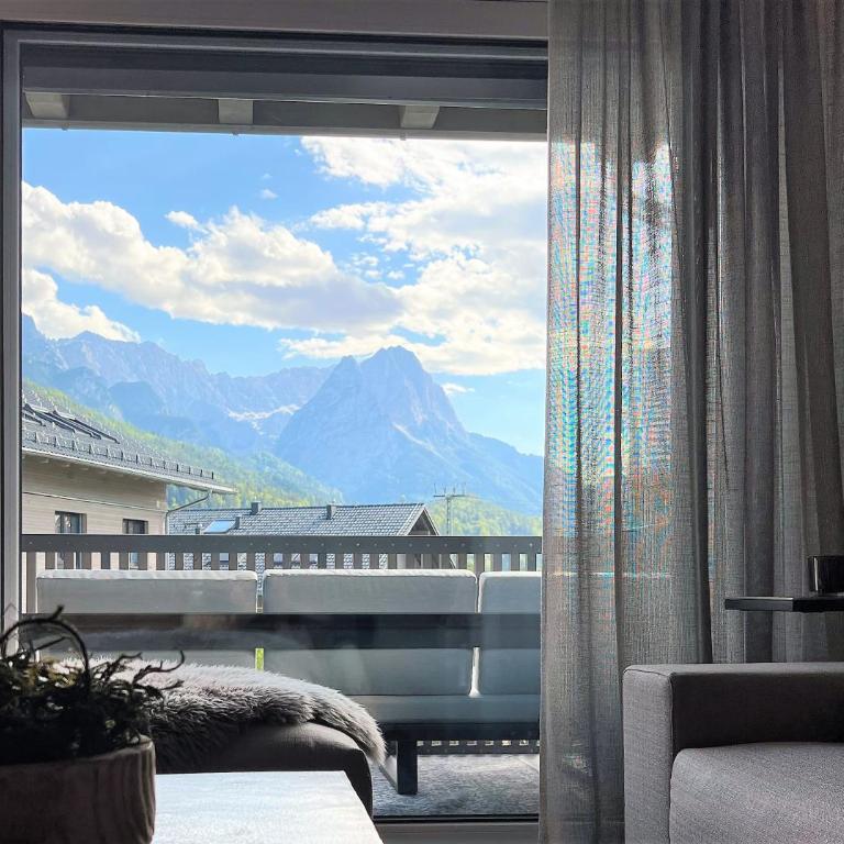 BergCrystal - Appartamento con 3 Camere da Letto e Vista Montagna - 1