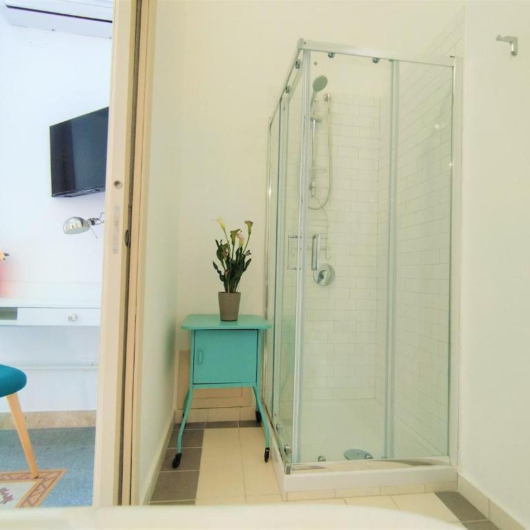 AUSA suites - Camera Matrimoniale con Balcone - 6