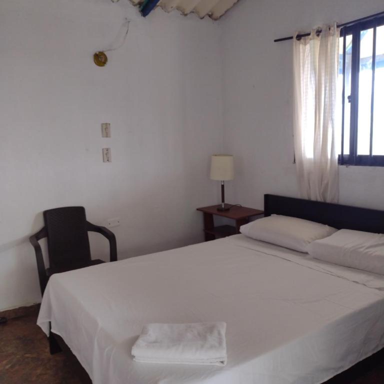 Finca Santa Marta, descanso y naturaleza en Albán Cundinamarca - Three-Bedroom House - 50