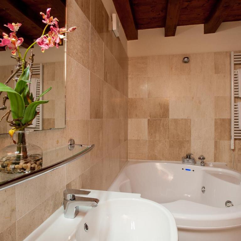 Hotel Flora - Suite con Terrazza - 8