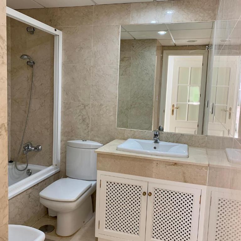 Jardines de Lunamar - Two-Bedroom Apartment - 14