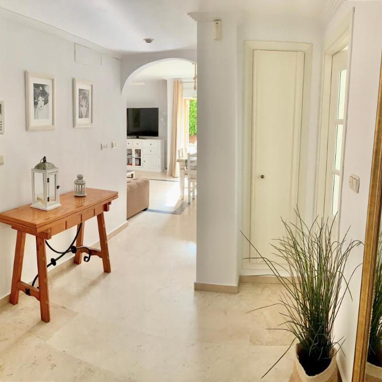 Jardines de Lunamar - Two-Bedroom Apartment - 5