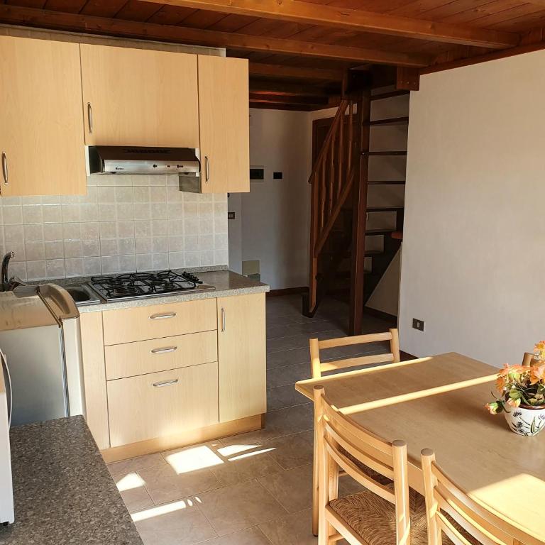 Villa Paradiso Parolari - Apartment - Split Level with Balcony - 9
