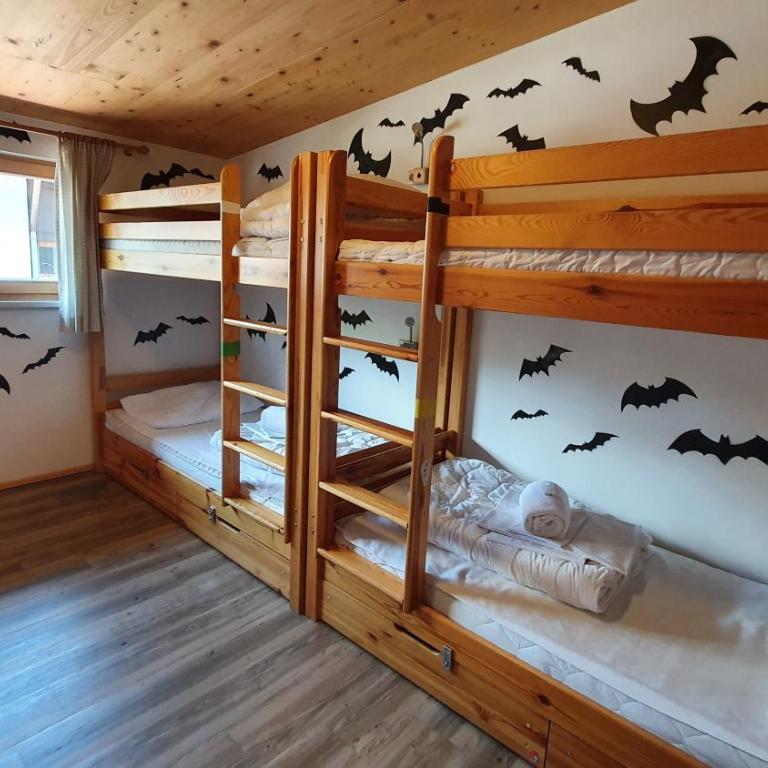 Alpking Hostel - Comfort Schlafsaal - 2
