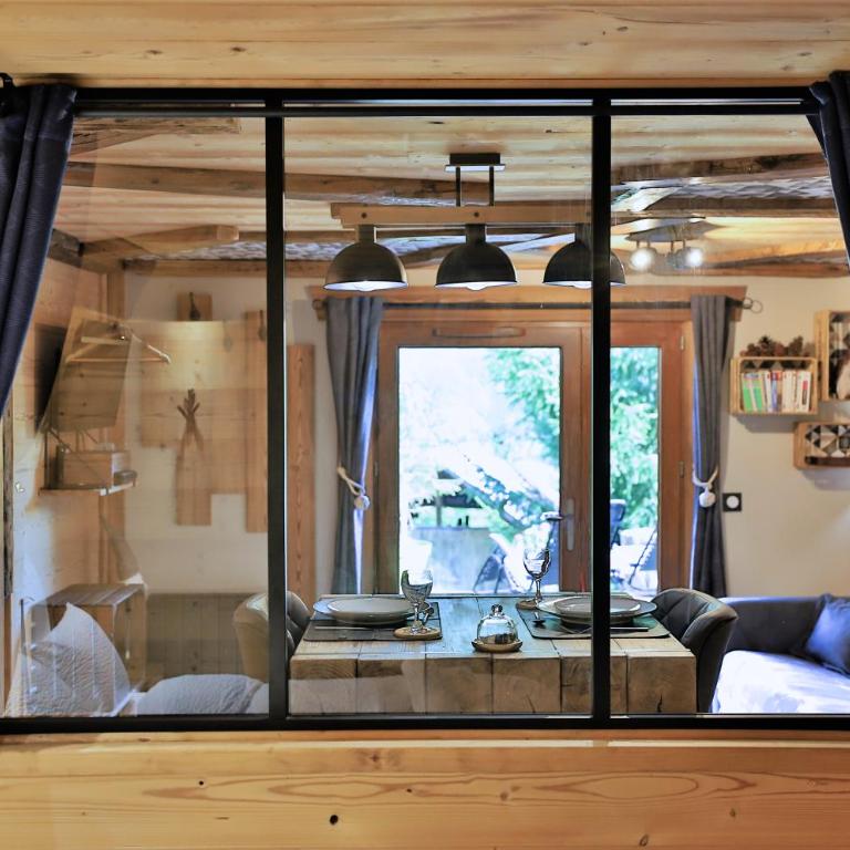 Studio du Coin - Vue montagne, au calme, Terrasse - AravisTour - Appartement 1 Chambre - 6