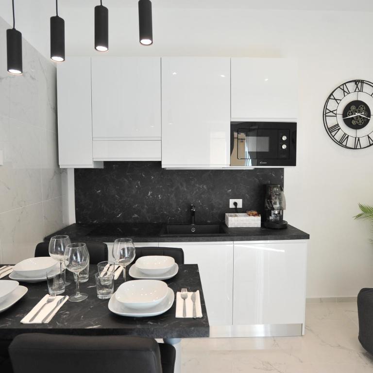Paradise Luxury Apartment Salerno Center - Casa con 1 Camera da Letto - 10