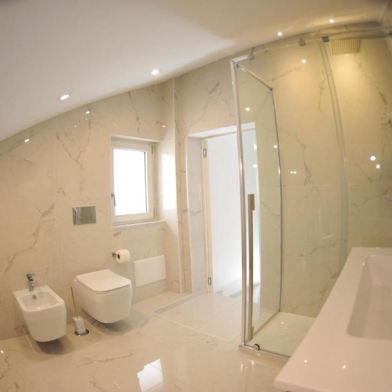Paradise Luxury Apartment Salerno Center - Casa con 1 Camera da Letto - 20