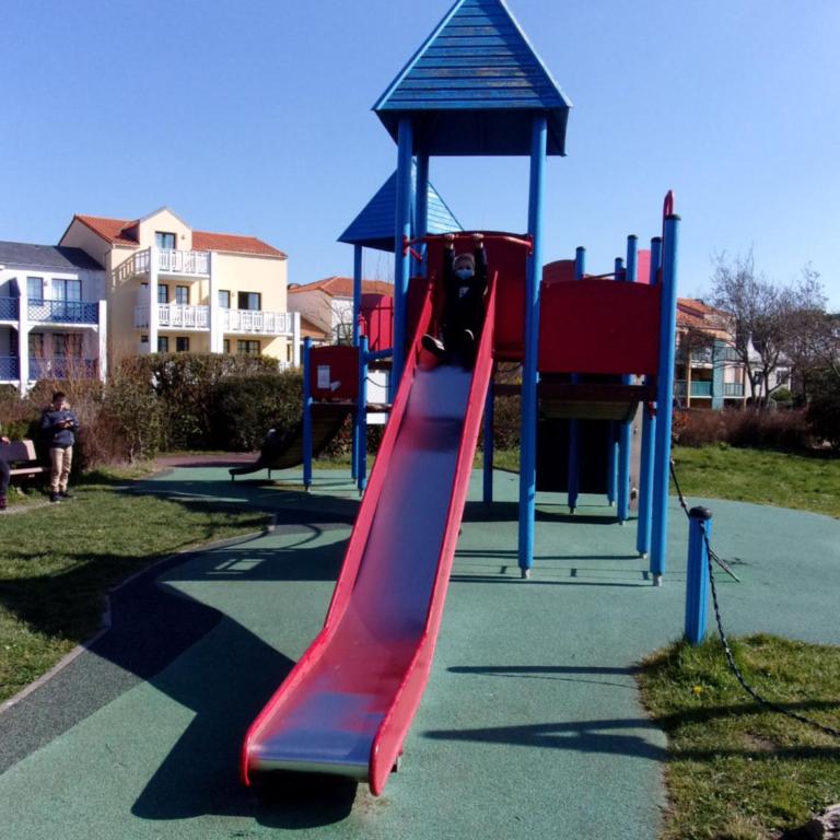 apprt Vendée, coin nuit ideal en famille Rés l'orée du Lac - Apartment mit 1 Schlafzimmer - 37