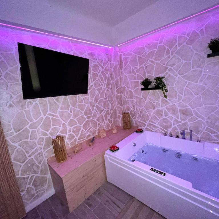 Appartamento con SPA I Due cuori - Two-Bedroom Apartment - 3