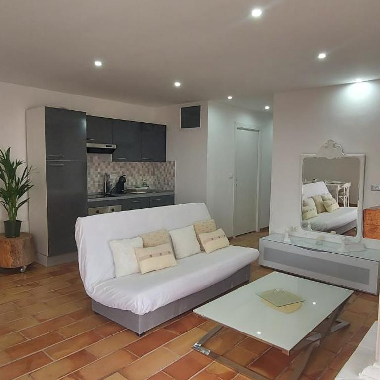 Maison Patricia Menton Appartemets - Apartment with Balcony - 15