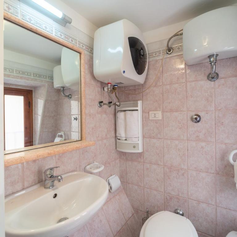 Pepigall Apartments - One-Bedroom Apartment - 10