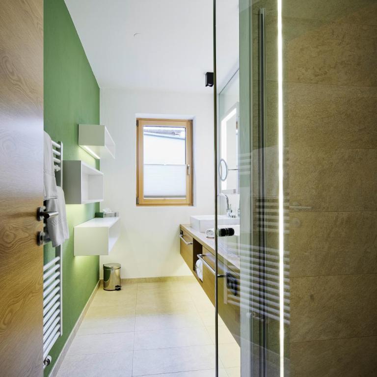 Mountain Vita - Two-Bedroom Apartment - 5