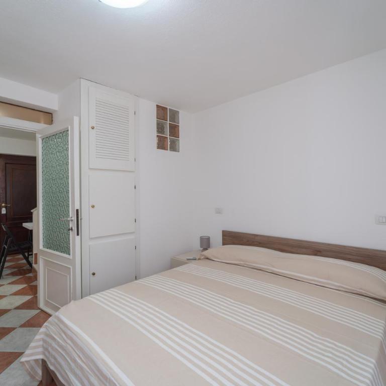 Pepigall Apartments - One-Bedroom Apartment - 21