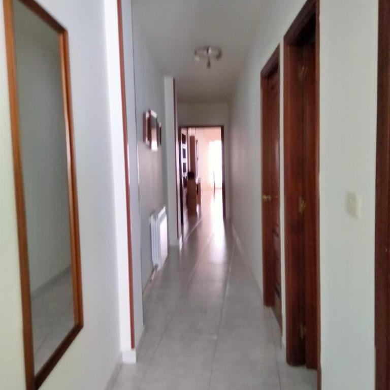 Piso Emigrante - Three-Bedroom Apartment - 7