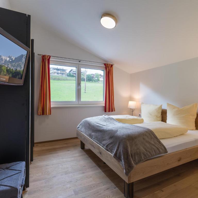 Going EASY - Three-Bedroom Apartment with Shower - 10