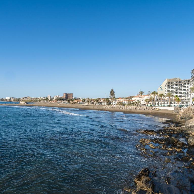 Bonito bungalow con piscina junto a la playa - Two-Bedroom Apartment - 28