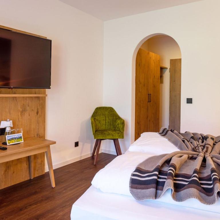 Das Bergmayr - Chiemgauer Alpenhotel - Superior Doppelzimmer - 4