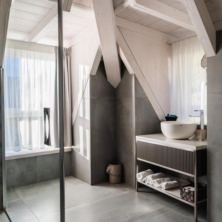 LUXURY SUITES ROCOPOM - Lake Front - Camera Matrimoniale Deluxe con Vista Lago - 2