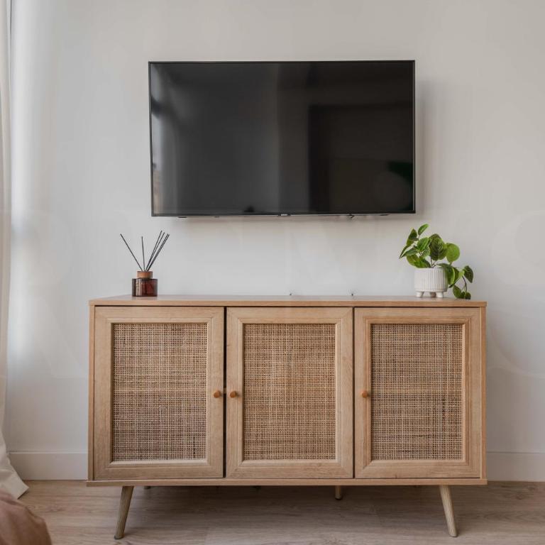 Peaceful & bright apartment with patio - Center - Apartamento de 3 dormitorios - 11