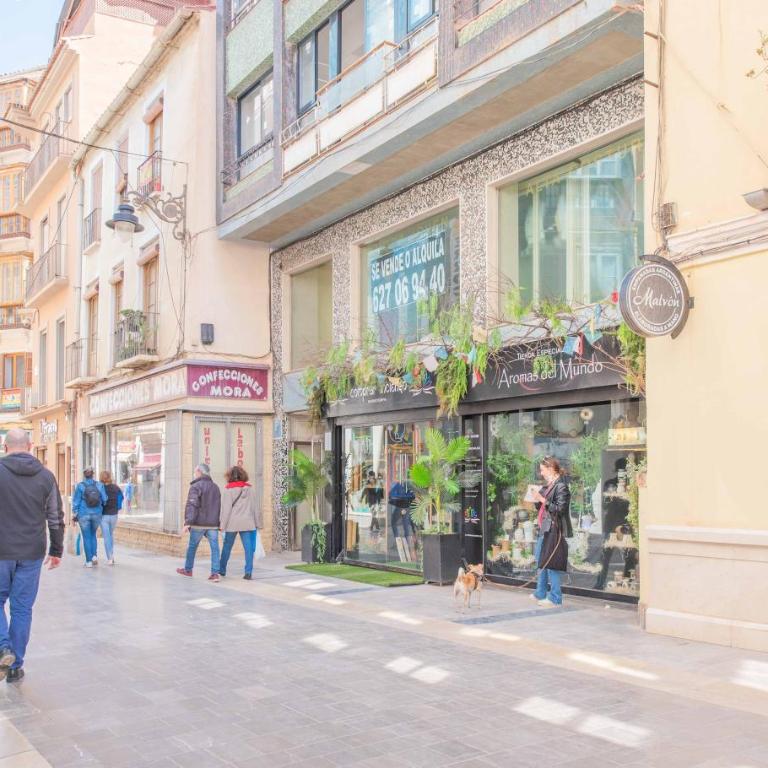 Peaceful & bright apartment with patio - Center - Apartamento de 3 dormitorios - 40