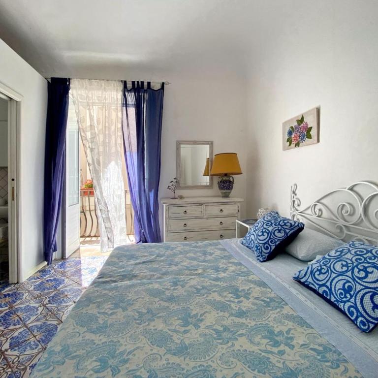 Casa Chiara - Double Room with Balcony - 5