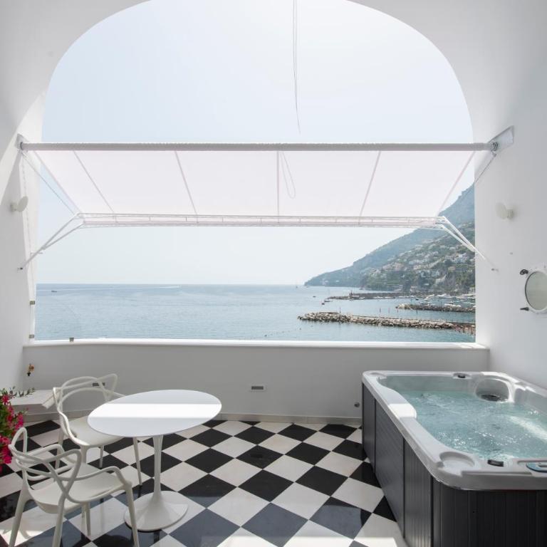 Palazzo Don Salvatore - Suite King con Vasca Idromassaggio - 17