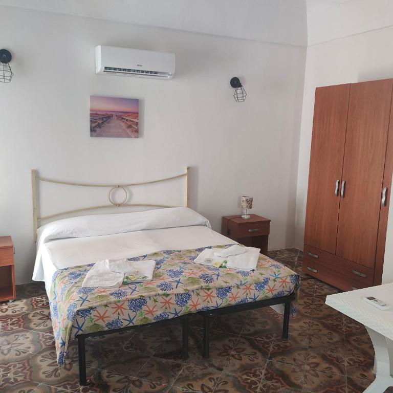 Visitponza - La casa di Eolo - Camera Matrimoniale - 9