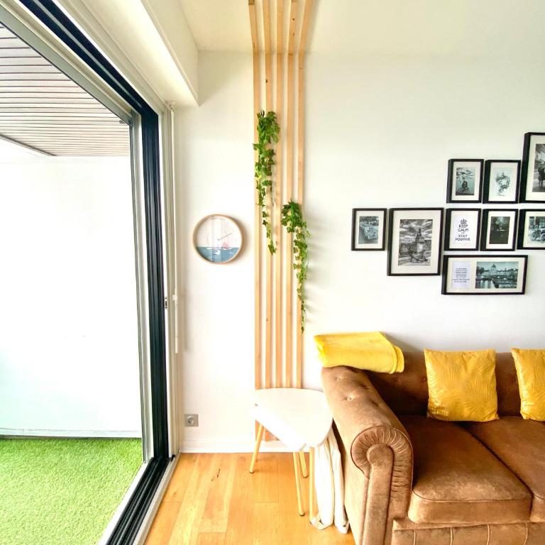 - L'IROIZH - CONCARNEAU - VUE MER PANORAMIQUE - STUDIO STANDING PLAGE DES SABLES BLANCS - PARKING - DRAPS & SERVIETTES INCLUS - NEAR THALASSOTHERAPY - Wifi - - Apartment mit 1 Schlafzimmer - 25