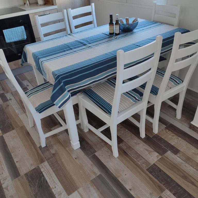 Apartman DoM - Two-Bedroom Apartment - 13