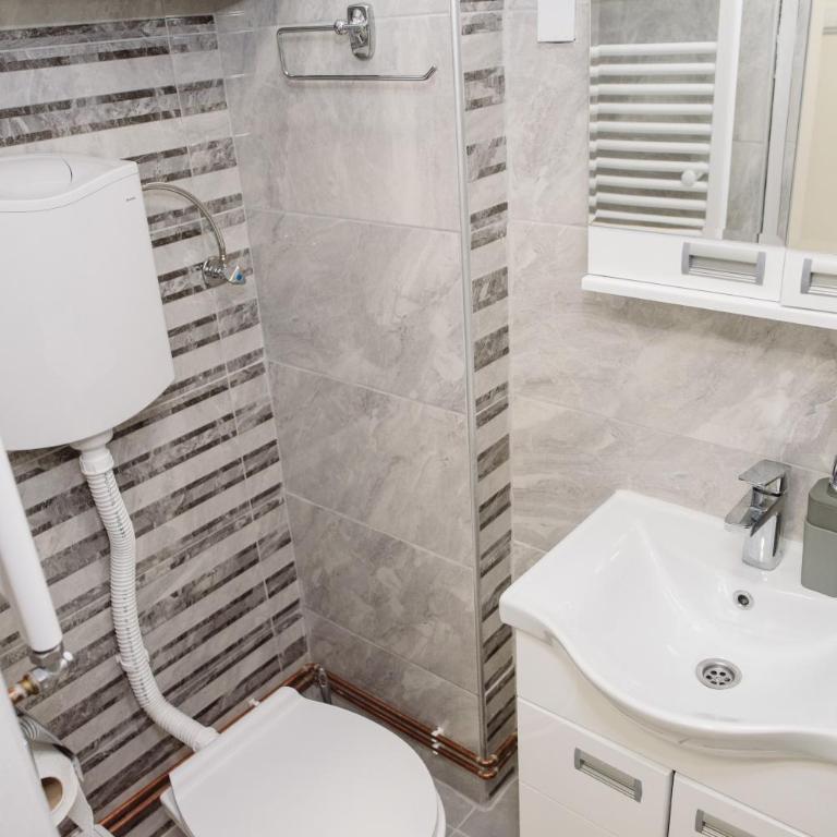ĐILL Apartment - One-Bedroom Apartment - 28