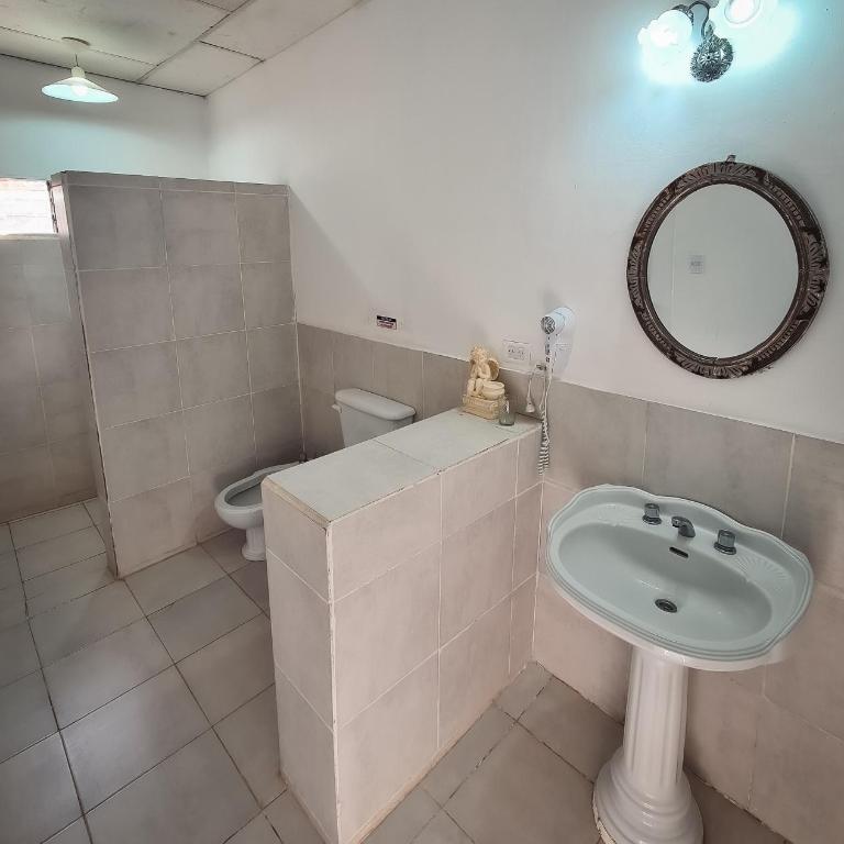 Posada Nocenta Pisetta - Habitación con cama extragrande. - 2