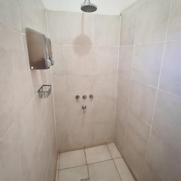 Posada Nocenta Pisetta - Habitación con cama extragrande. - 4