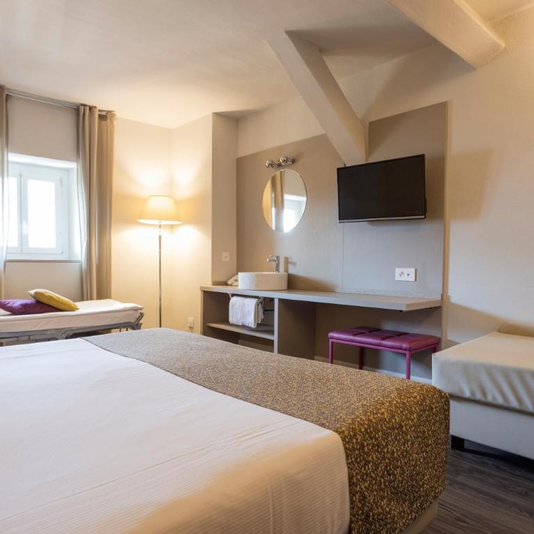 Hotel Alexandra - Camera Tripla con Doccia e Servizi Igienici in Comune - 1