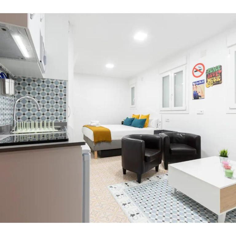 Acogedor y silencioso estudio M1 Embajadores - One-Bedroom Apartment - 11